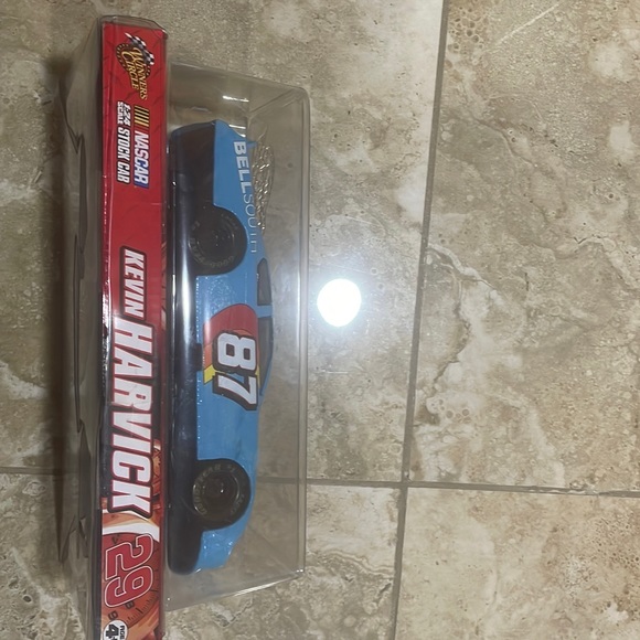 Kevin Harvick 29 stock car - Picture 1 of 3